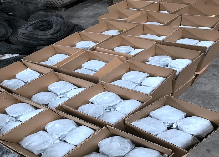 18 Gague 1.2kg Coil 20 Rolls / Plastic Barrel Black Annealed Rebar Wire