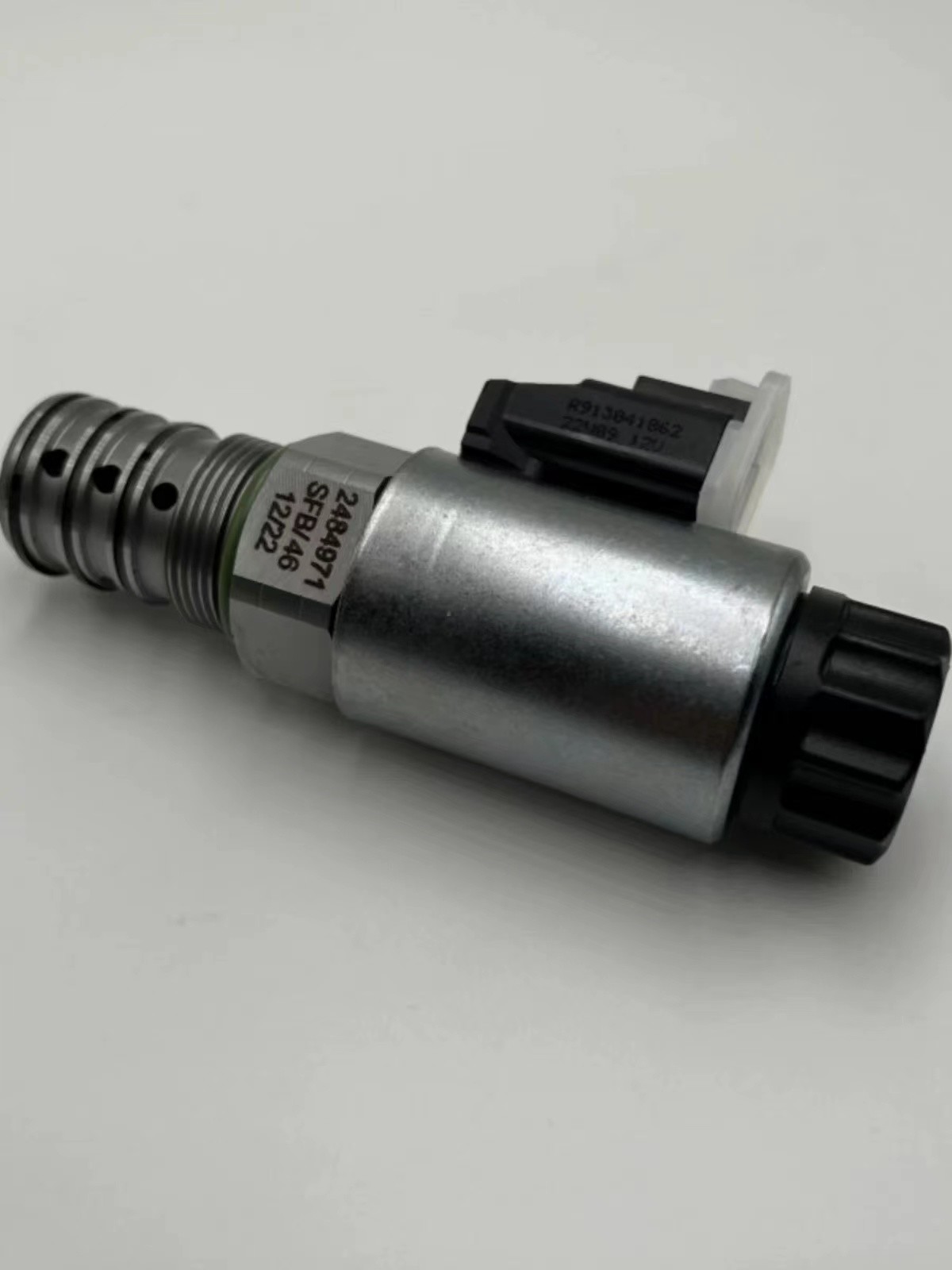 Excavator Accessories CAT305/306/307/308/310 Hydraulic Pump Electronic Control Valve Proportional Solenoid Valve