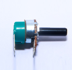 16mm rotary potentiometer, carton potentiometer with metal shaft, potentiometer