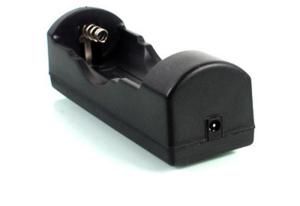 China Balck 18650 26650 Battery Charger , 3.5mm Lithium Two Battery Chargers wholesale