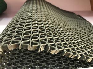 China Easy cleaning PVC S Snake mat PVC swimming pool mat wholesale