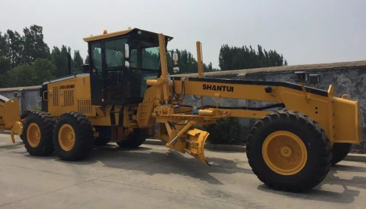 Shantui Mini Tractor Grader Road Construction Machinery 12 Ton 140HP Hydraulic Gear Pump 140HP SG14