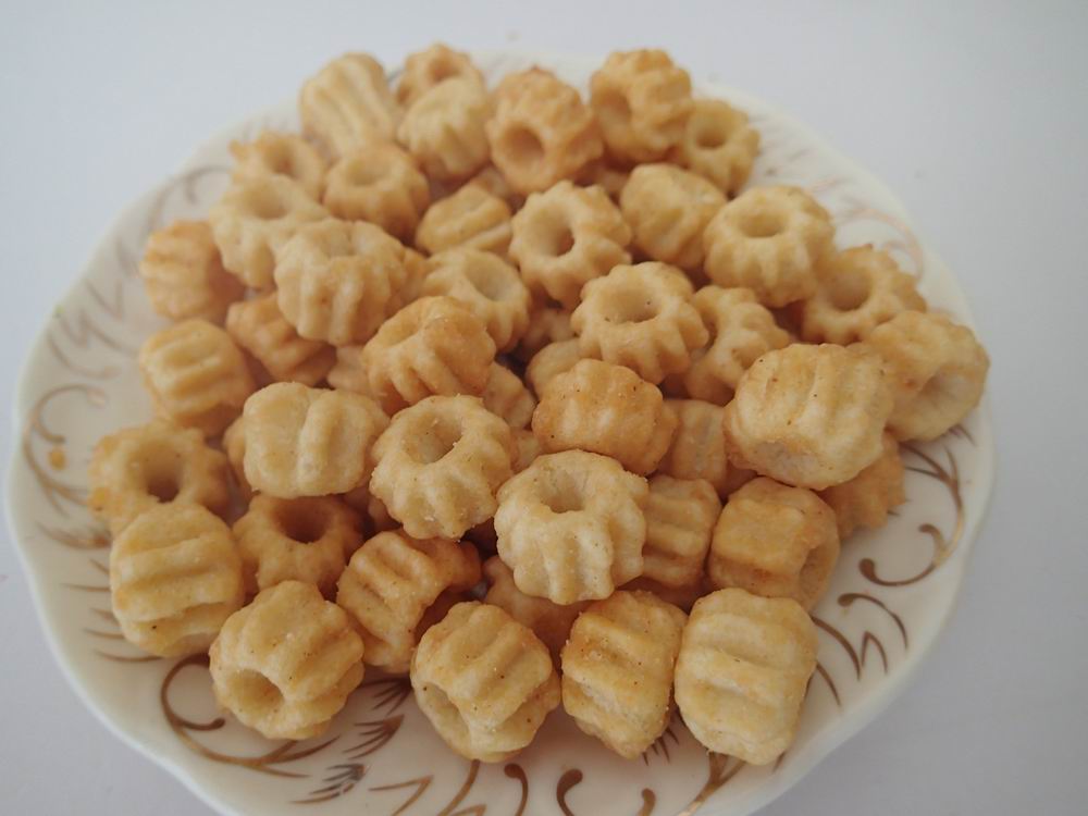 Japanese rice cracker for parties, supermarkets and bars grain snacks crispy rice crackers