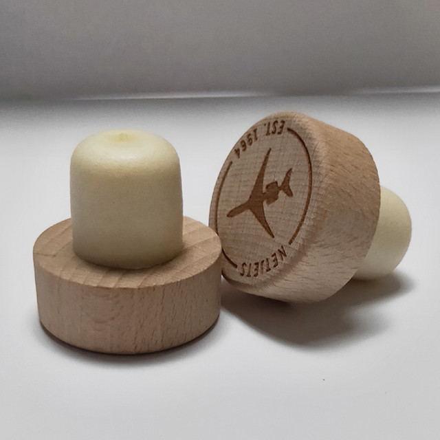Wine Bottle Stopper, Made of Synthetic Cork, Customized Designs are Accepted