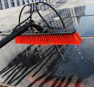 China ISO9001 5.4m Black Carbon Fiber Solar Module Cleaning Brush wholesale