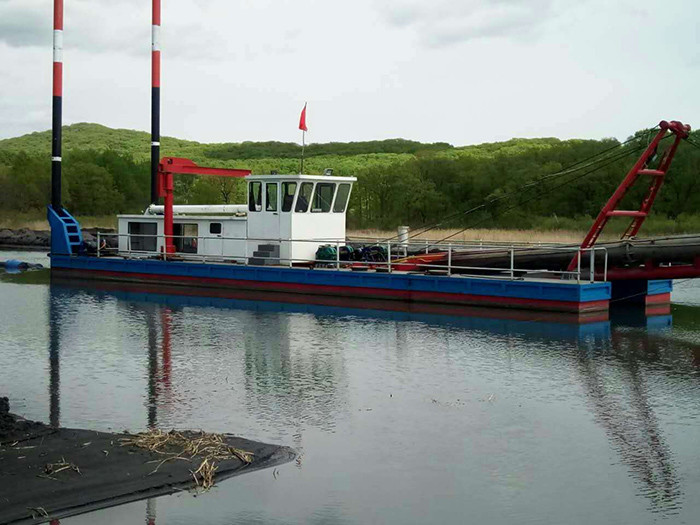 YSCSD300 Hydraulic River Sand Dredging Machine Red Color River Dredging Equipment
