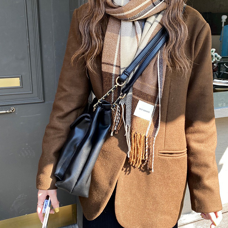 Classic and Functional PU Leather Tote Bag for Women Shoulder Messenger Handbag