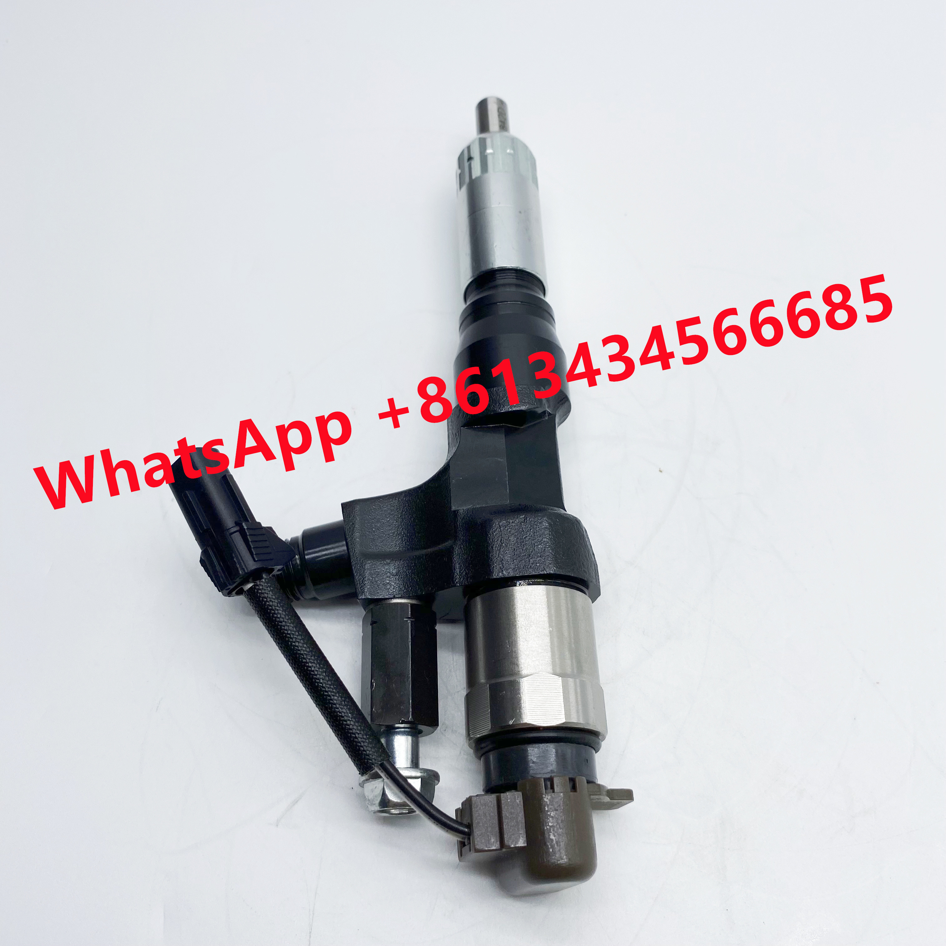 DENSO Common Rail Fuel Injector 095000-6592 for HINO 23670-E0010