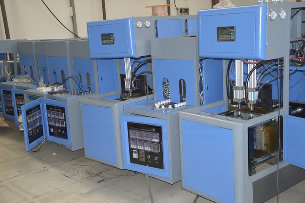 Manufacturing Plant Semi-auto 2000B/H One Heater Pull Two Blow Moulding Machine Weight KG 1250 KG