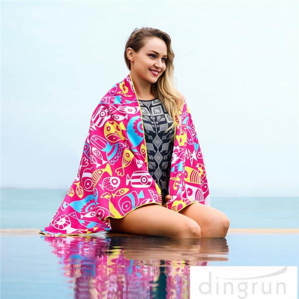 Quick Dry Super Absorbent Lightweight Microfiber Beach Towels For Travel