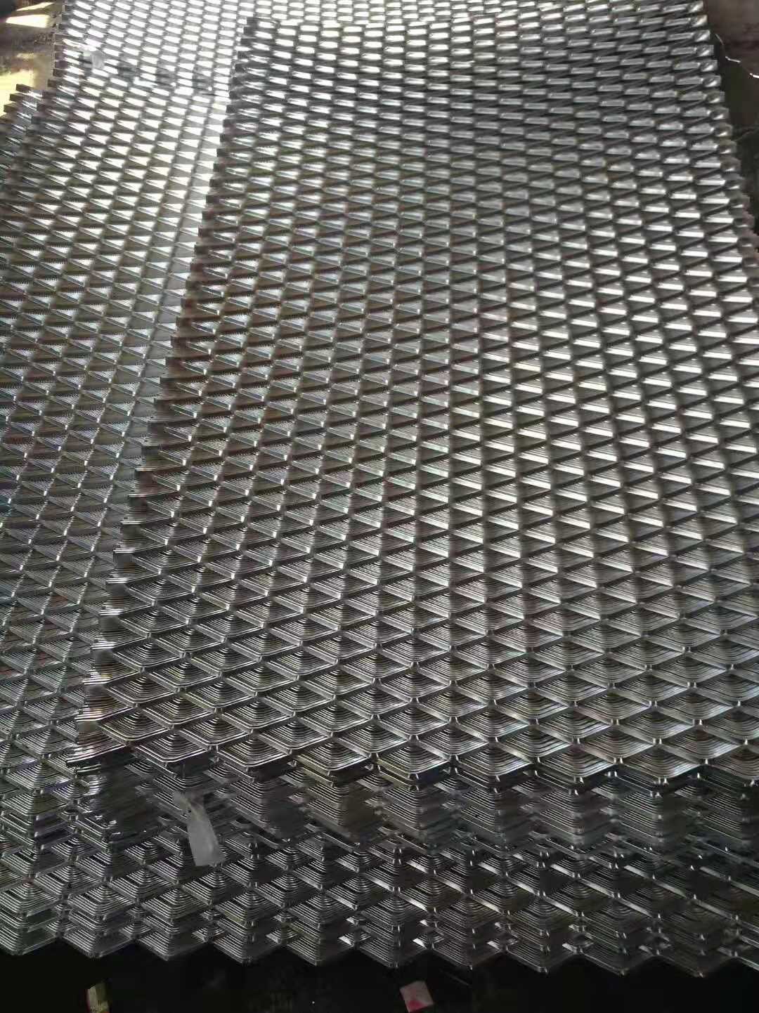 Anodized Galvanised Stainless Steel Expanded Metal Sheet 109mm Width