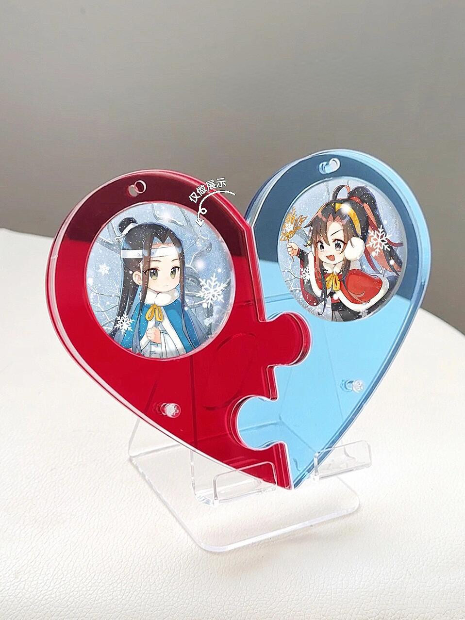 Stylish Heat-shape Acrylic Cartoon Figure Badge Holder Plexiglas Holder for Badge Organization