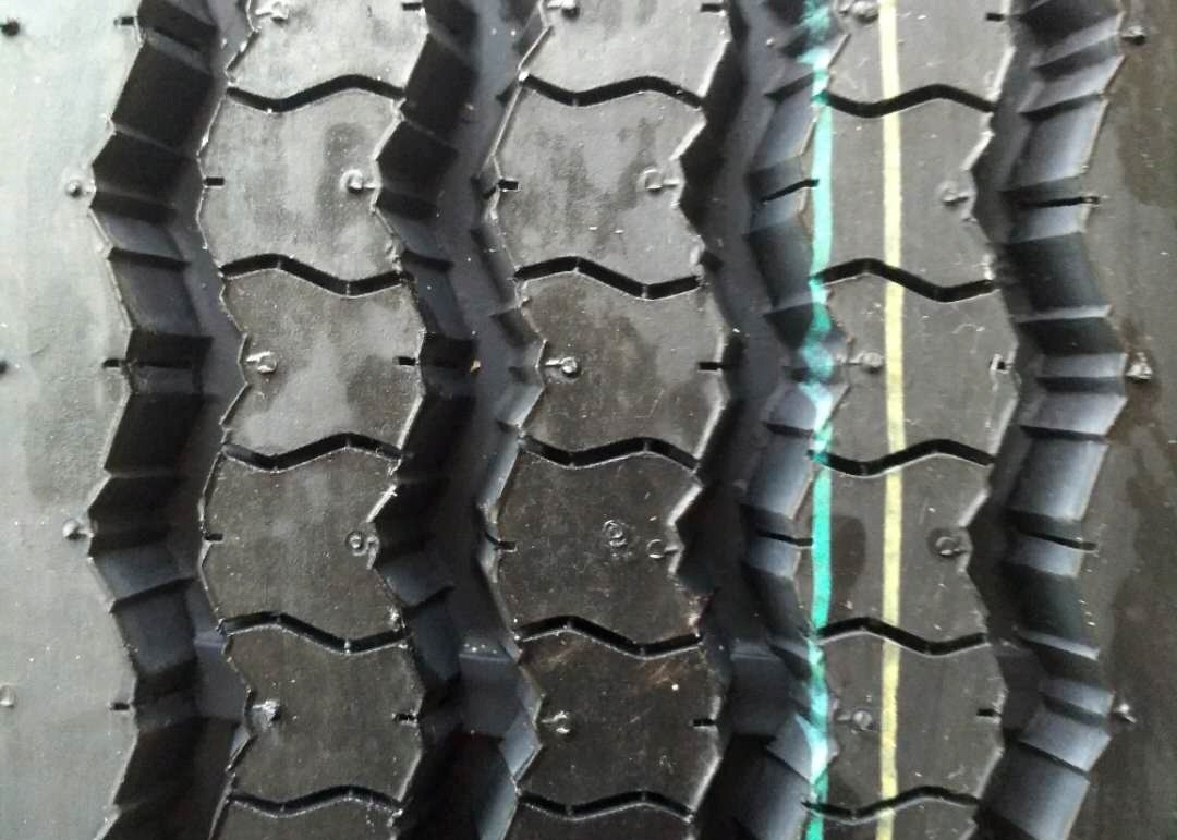 10R22.5 All Steel Radial Tires , Low Rolling Resistance Tires Rib Type Tread
