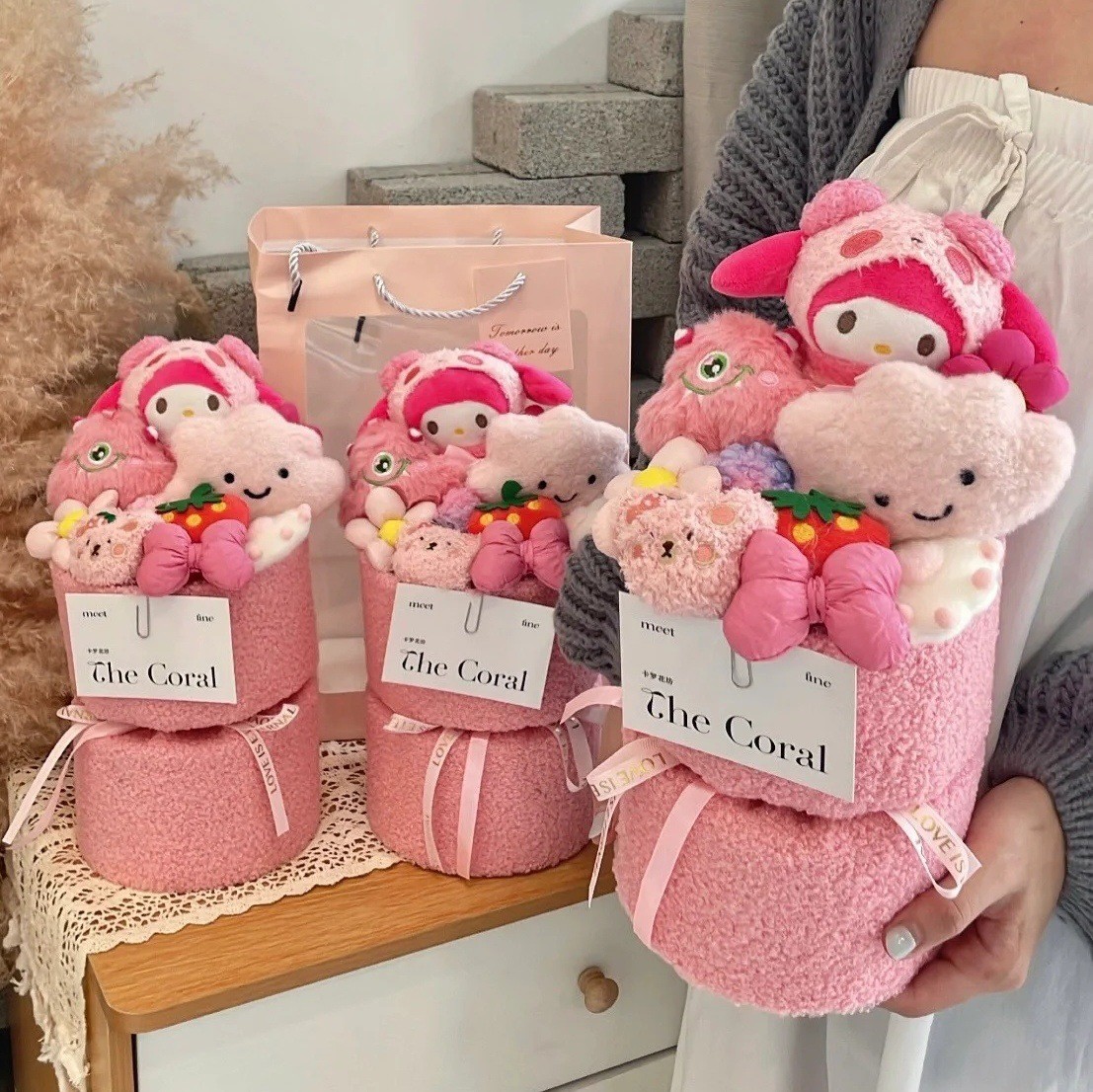 520 Valentine's Day birthday gift for girls Kuromi Sanrio dolls cartoon dolls bouquets
