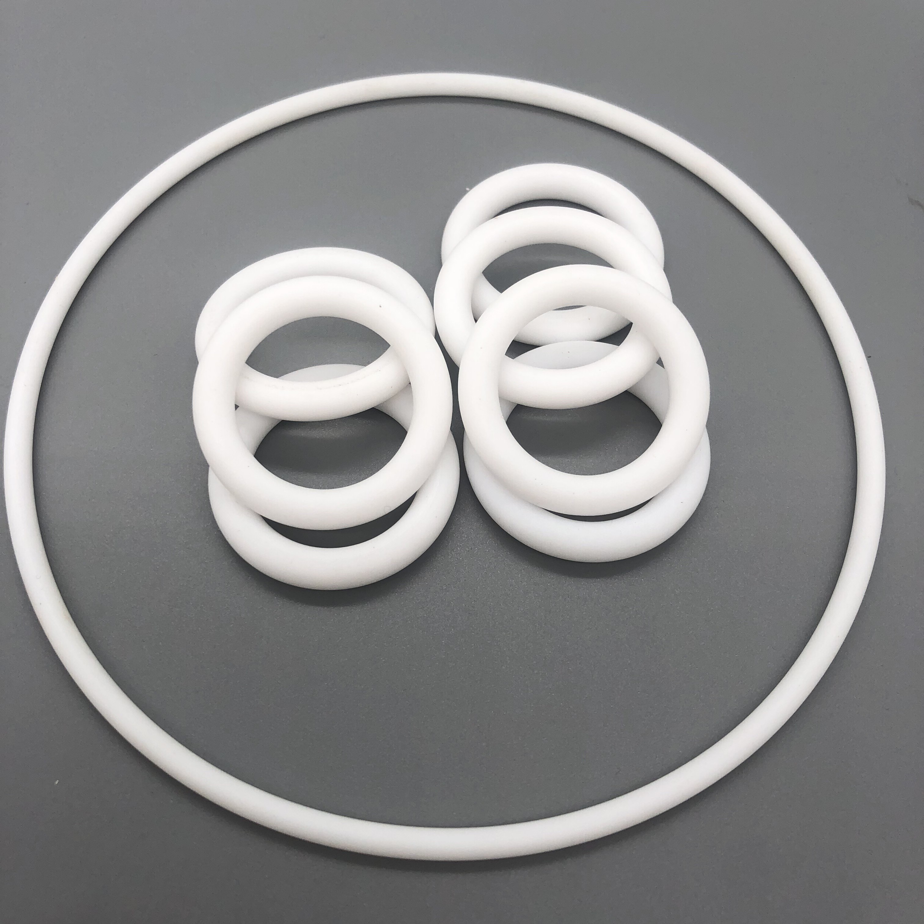 90 Shore A PTFE Custom O Rings Chemical Resistant For Oil Gas Industry
