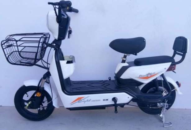 14 Inch Electric Scooter For Ladies Lead Acid Storage Battery 48v 12Ah 500w Motorized
