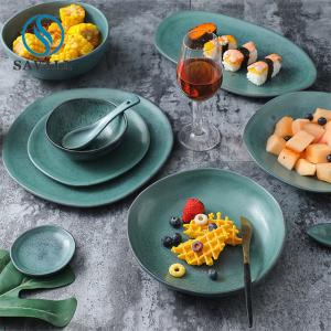 China Irregular Green Porcelain Dinnerware Vintage Matte Ceramic Dinnerware wholesale
