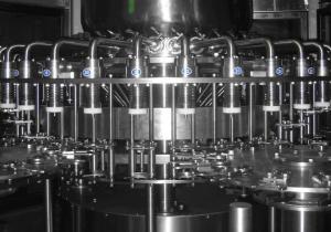 China 28000BPH Mango Juice Filling Machine / Glass Bottle Filling Machine wholesale