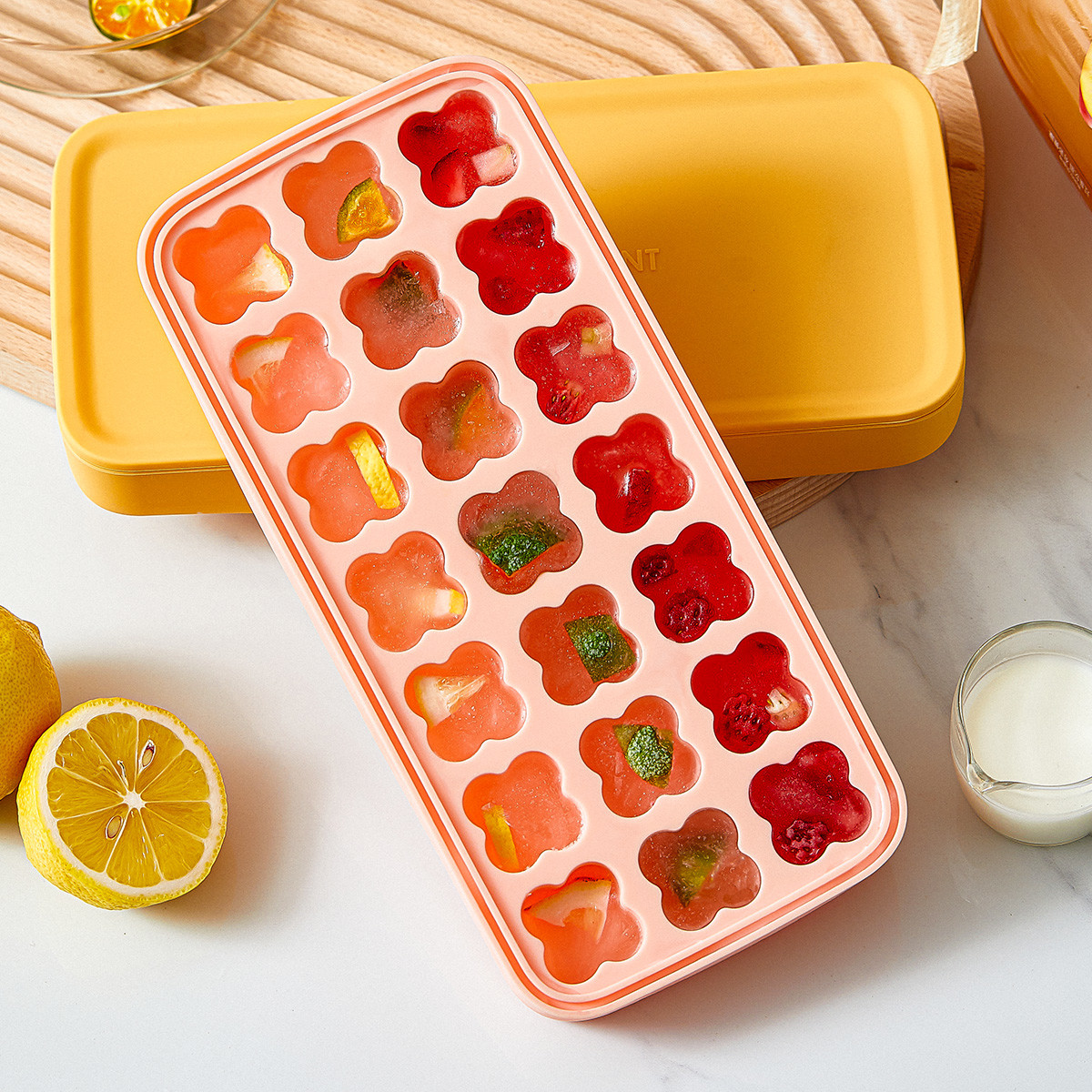 21 Compartments Four Leaf Clover Ice Cube Silicone Molds With Lid Customized