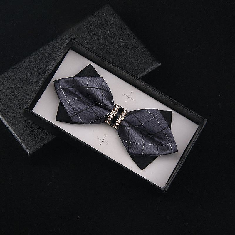 Men's Bowtie Necktie Handkerchief Clip Set Ideal for Weddings and Special Occasions