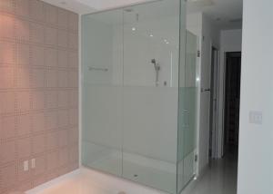 China Bathroom Toughened Laminated Glass , Custom Tempered Glass For Shower Walls wholesale