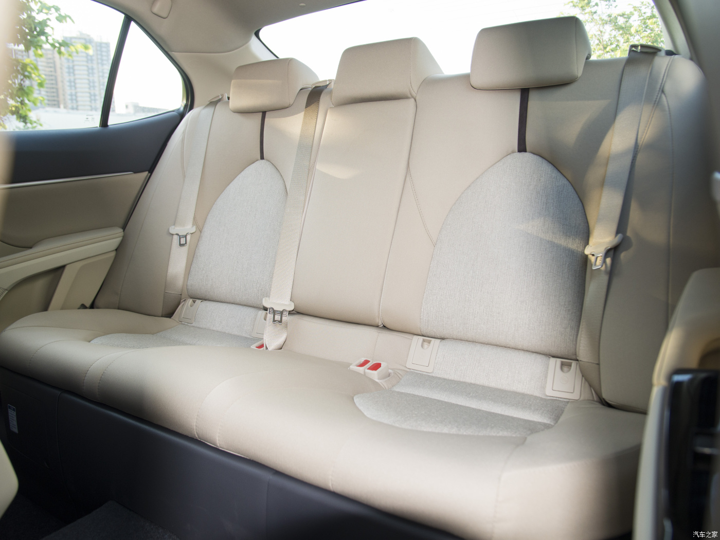 2024 Toyota Camry 2.5Q Twin Engine 2.5HQ Flagship Hybrid Gasoline Car GAC 2WD with Manual Adjustment Rearview Mirror