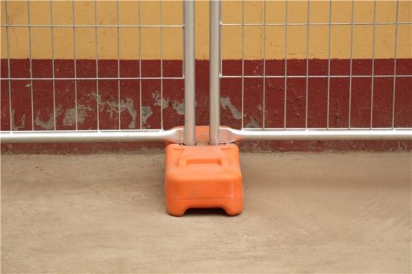 Temporary Steel Hoarding Fence color steel infilled 1.0mm thick OD 32 x 2.0mm