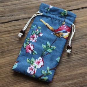 China Anti - Scratch Lipstick Makeup Bag , Patterned Small Drawstring Bags wholesale