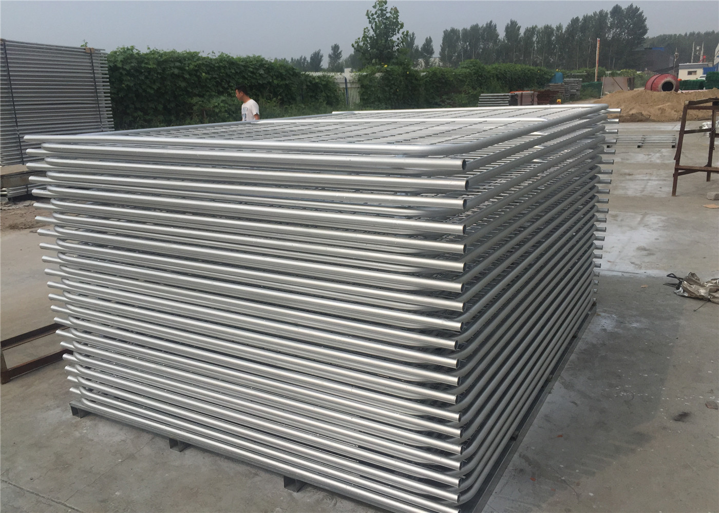 Portable Security Fence , Builders Temporary Fencing Q235 Steel Materials