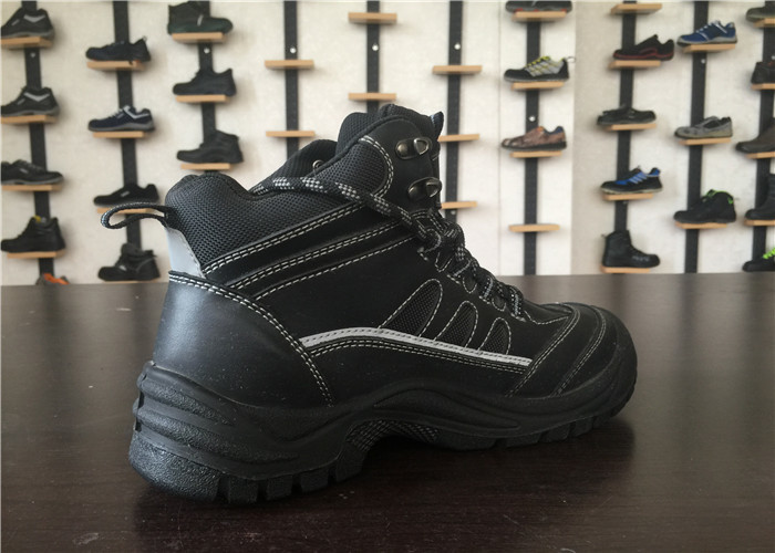 High Density PTU Men Work Boots Penetration Resistant For Machinery Industry