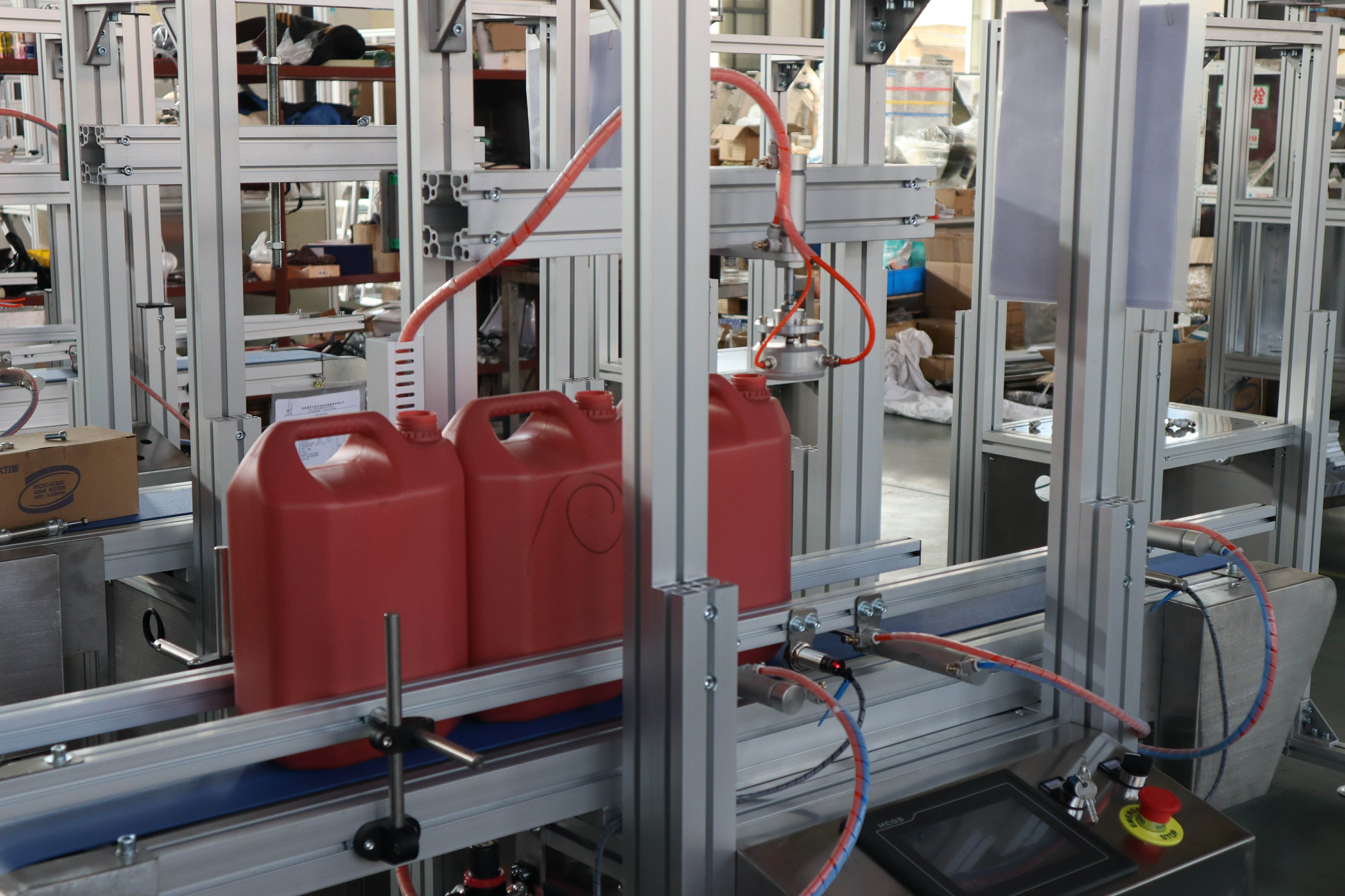 4 Head Automatic Equipment Plastic bottle jerrycan Injection Oil Bottles Molding Leak Tester Machine
