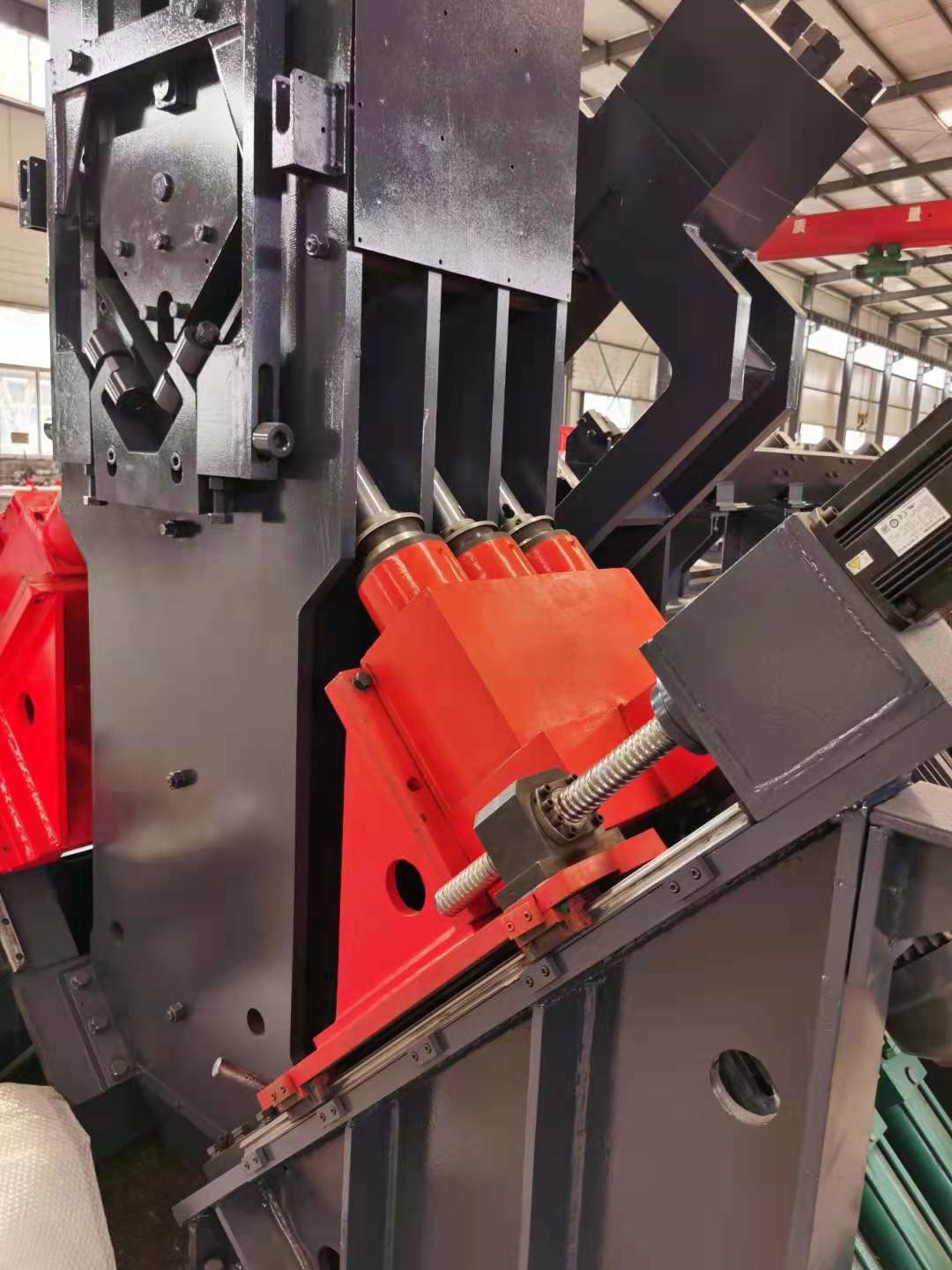 CNC Angle Drilling Machine Line For Electrical Power Transmission Tower Angle Size 250x250x32mm