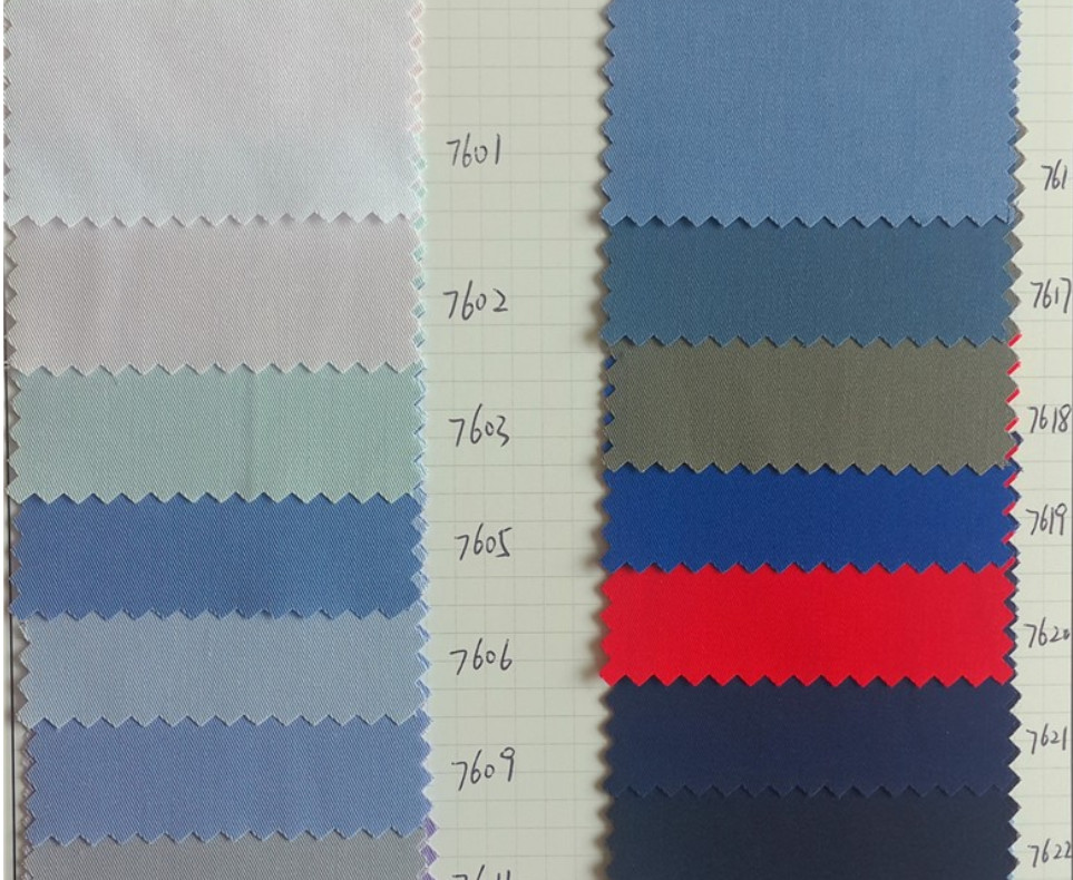 Vat Material Dyed 59/60" 125GSM T/C Fabrics
