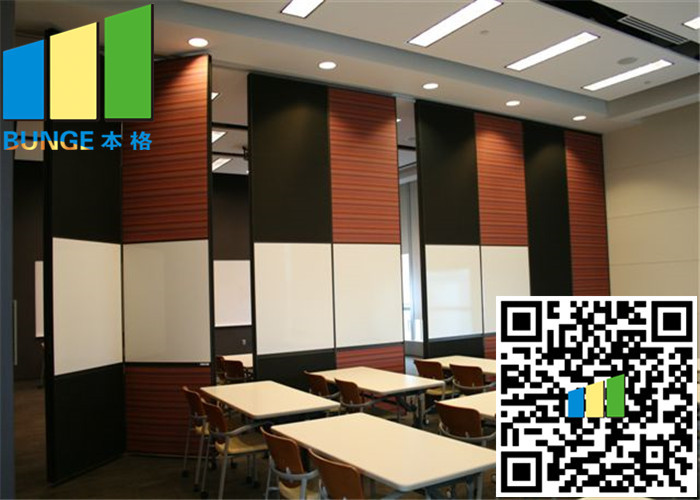 Soundproof Sliding Partition Walls 4 Meters Fabric Surface For Restaurant Meeting Room