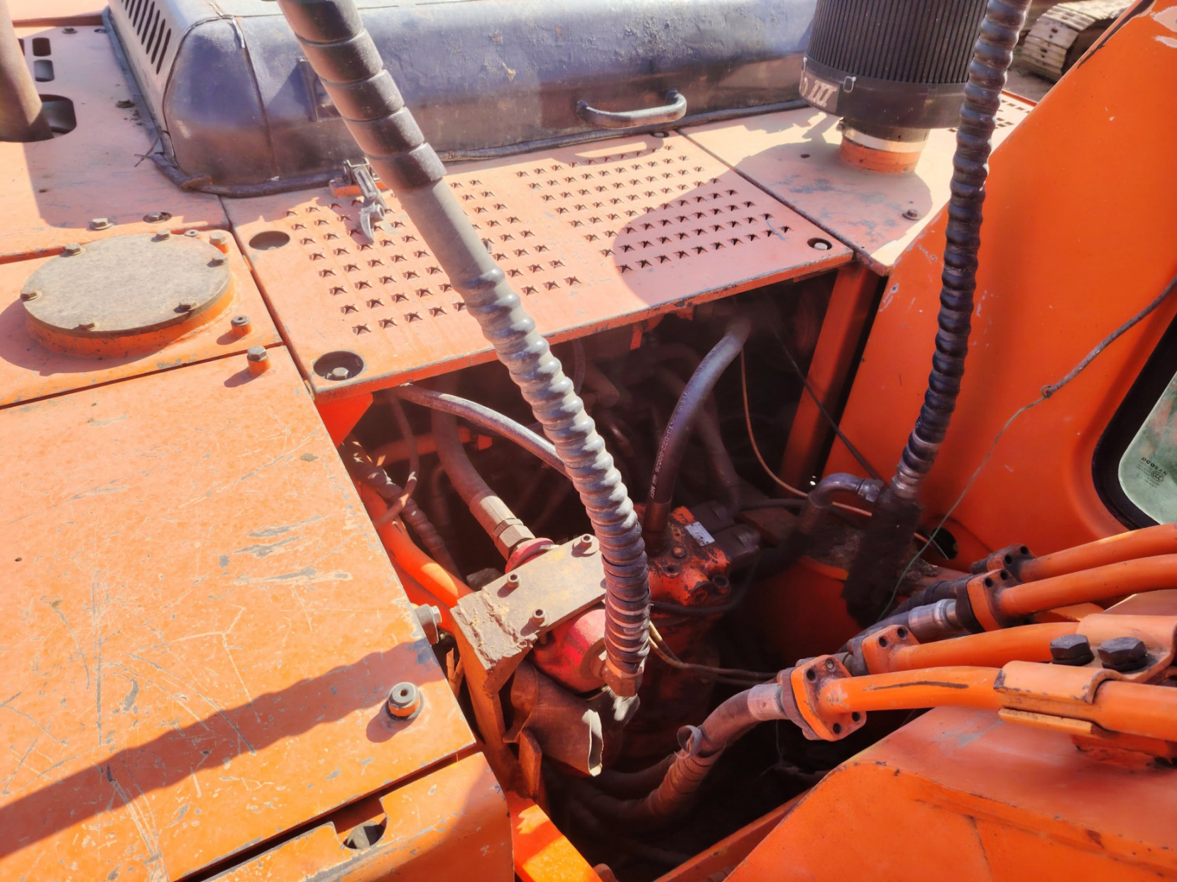 22 Tons New Arrive Used Doosan DH225LC-7 Excavators 1.28m3 Hydraulic Crawler Digger