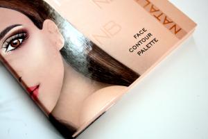China Empty Paper Highlight Contour Palette Shiny UV Face Makeup Palette wholesale