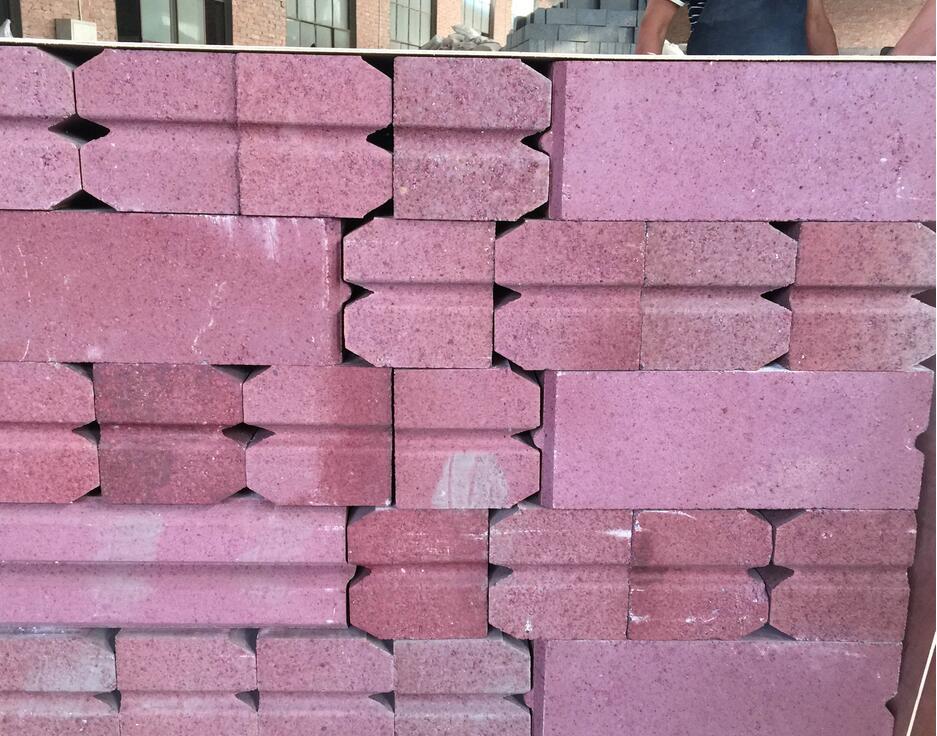 30-80% Al2O3 Content Chrome Corundum Refractory Brick for Municipal Waste Incinerator