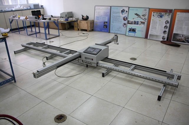 Metal steel mini light portable cnc flame/plasma cutting machine portable cnc plasma