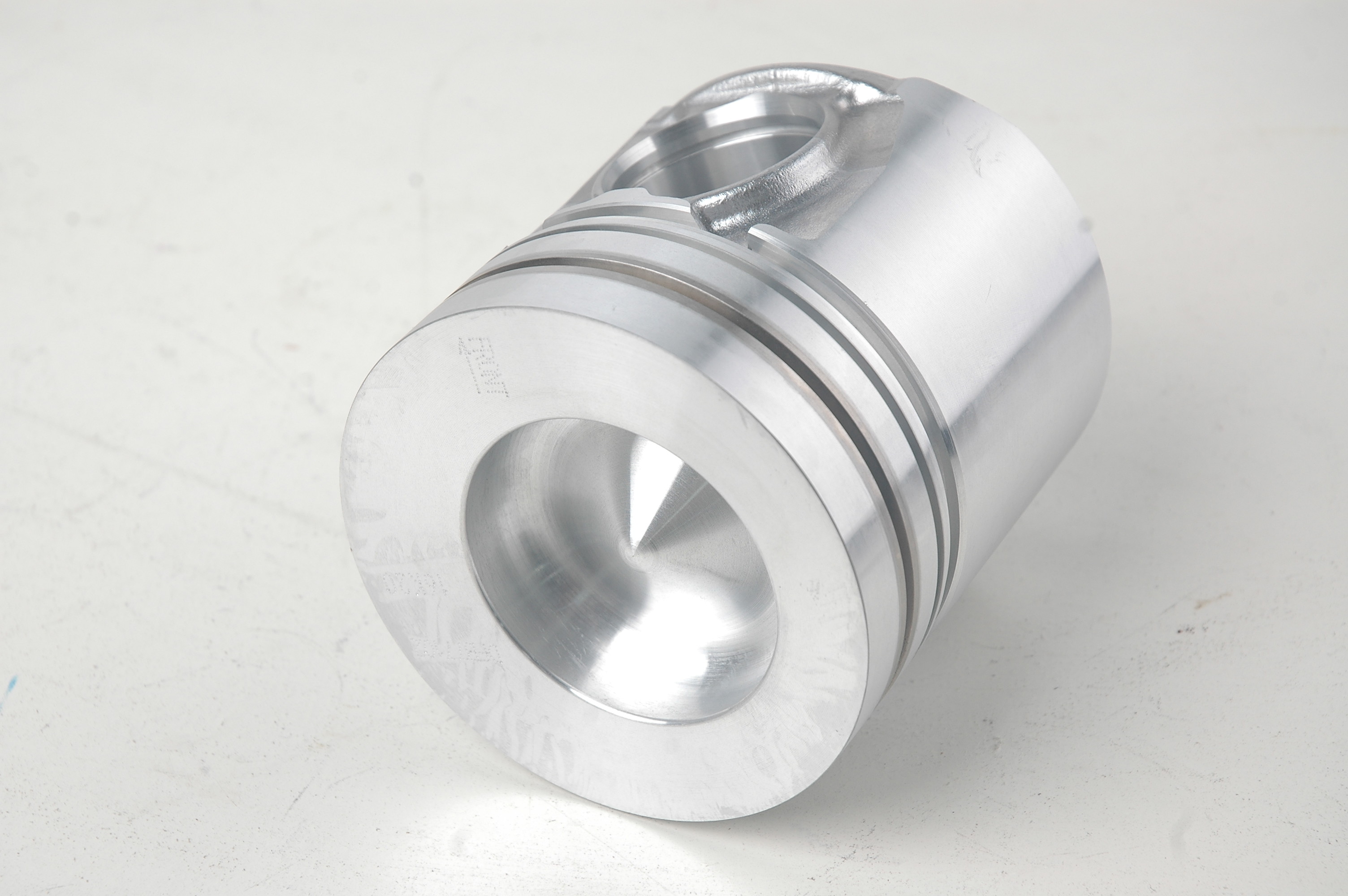 Cummins 6BT Diesel Engine parts OEM school bus forged Piston with pin 4991277 3907163