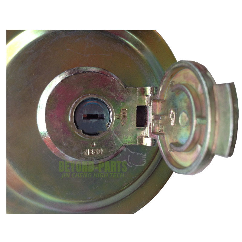 Kato HD820 Excavator Spare Parts Diesel Fuel Tank Cover Cap