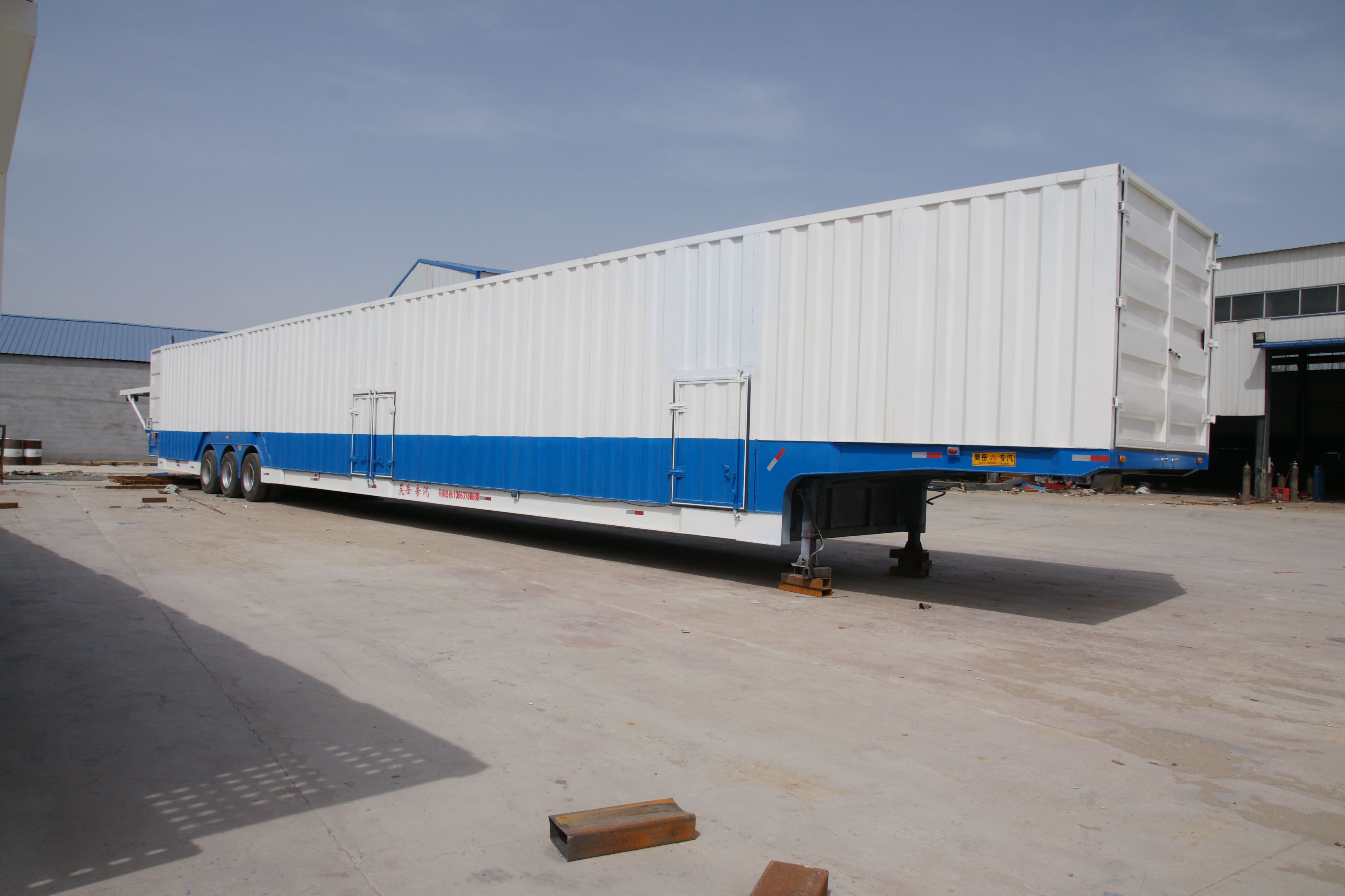 3 Axles Car Carrier Semi Trailer with Steel Material and 40000KG Payload