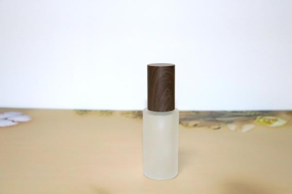 Frosted Glass Bottle with Lotion Pump Dispenser Refillable Emulsion Cosmetic