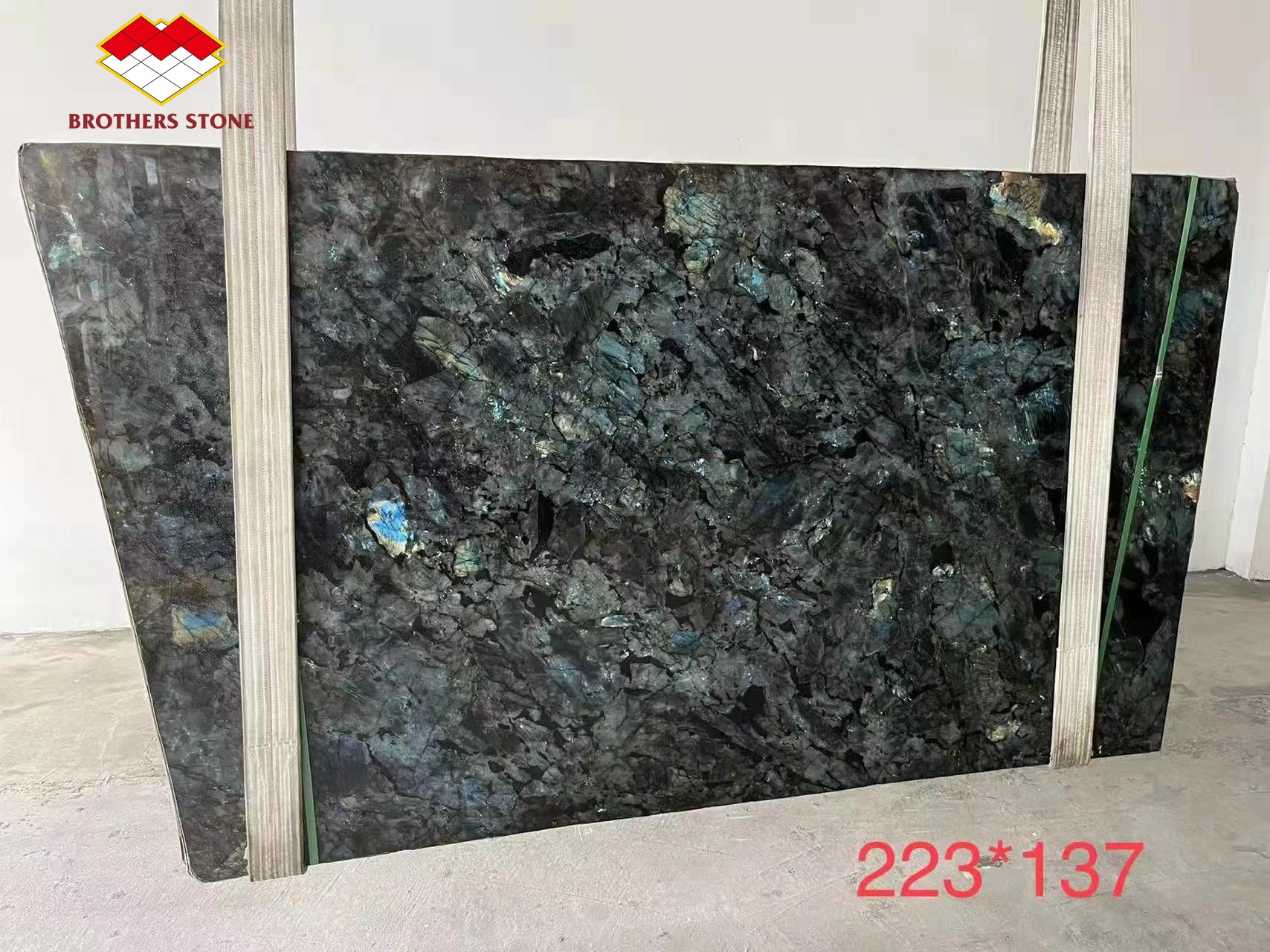Big Slab Luxury Emerald Blue Onyx Marble from Brazil for Transparent Dinner Table Top