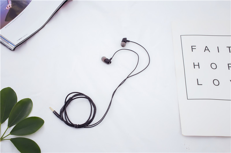 2018 HZD1802E Hot Sell China good music quality 6 u speaker color mp3 mobile phone computer wired earphone