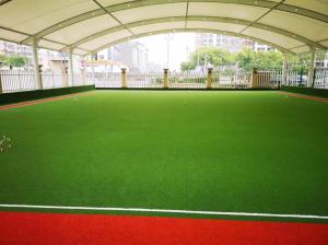 China 4*25m Football Field Lawn Grass Carpet , Real Looking Artificial Grass wholesale