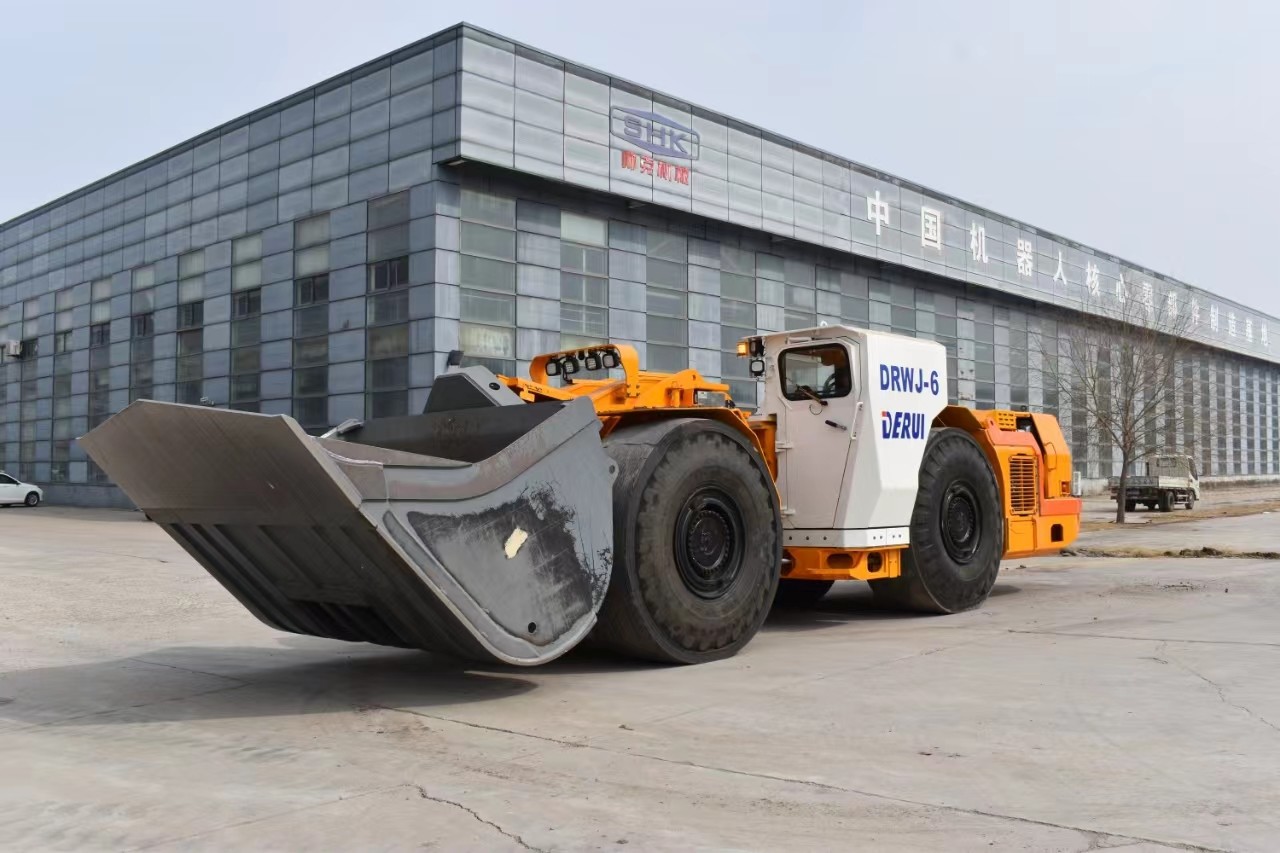 DERUI DRWJ-6 Underground Wheel Loader High Intelligence For Mining Tunnel Construction usage