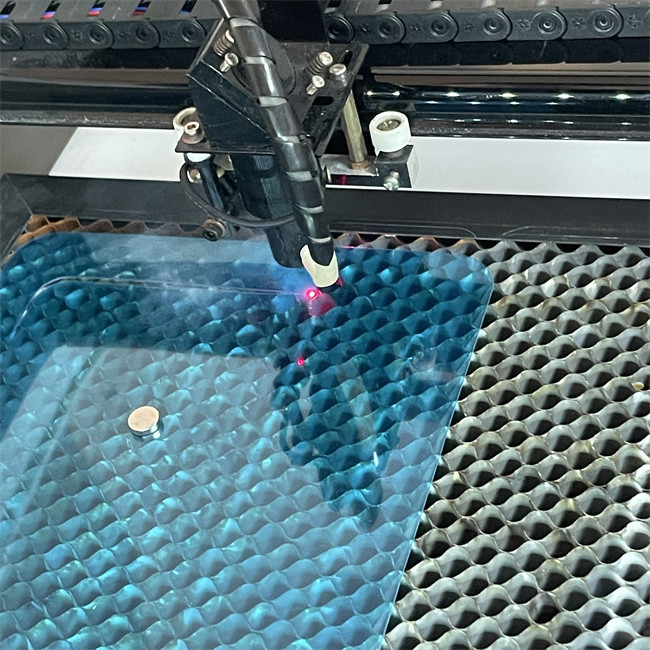Nano Glass Hydrogel And Vinyls Daqin Mobile Tempered Glass Screen Protector Laser Cutting Machine For Phone Shop And Repair Busines
