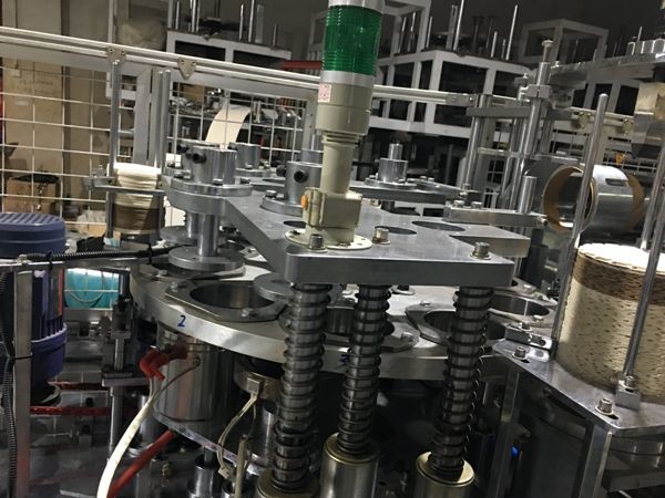 6kw Single PE Coated One Time Paper Cup Lid Machine 2800kg