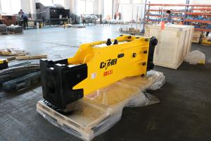 China Medium Duty Excavator Breaker Hammer Yakai CTHB121 Box Type Hydraulic Breaker 20CrMo Rock Hammer wholesale