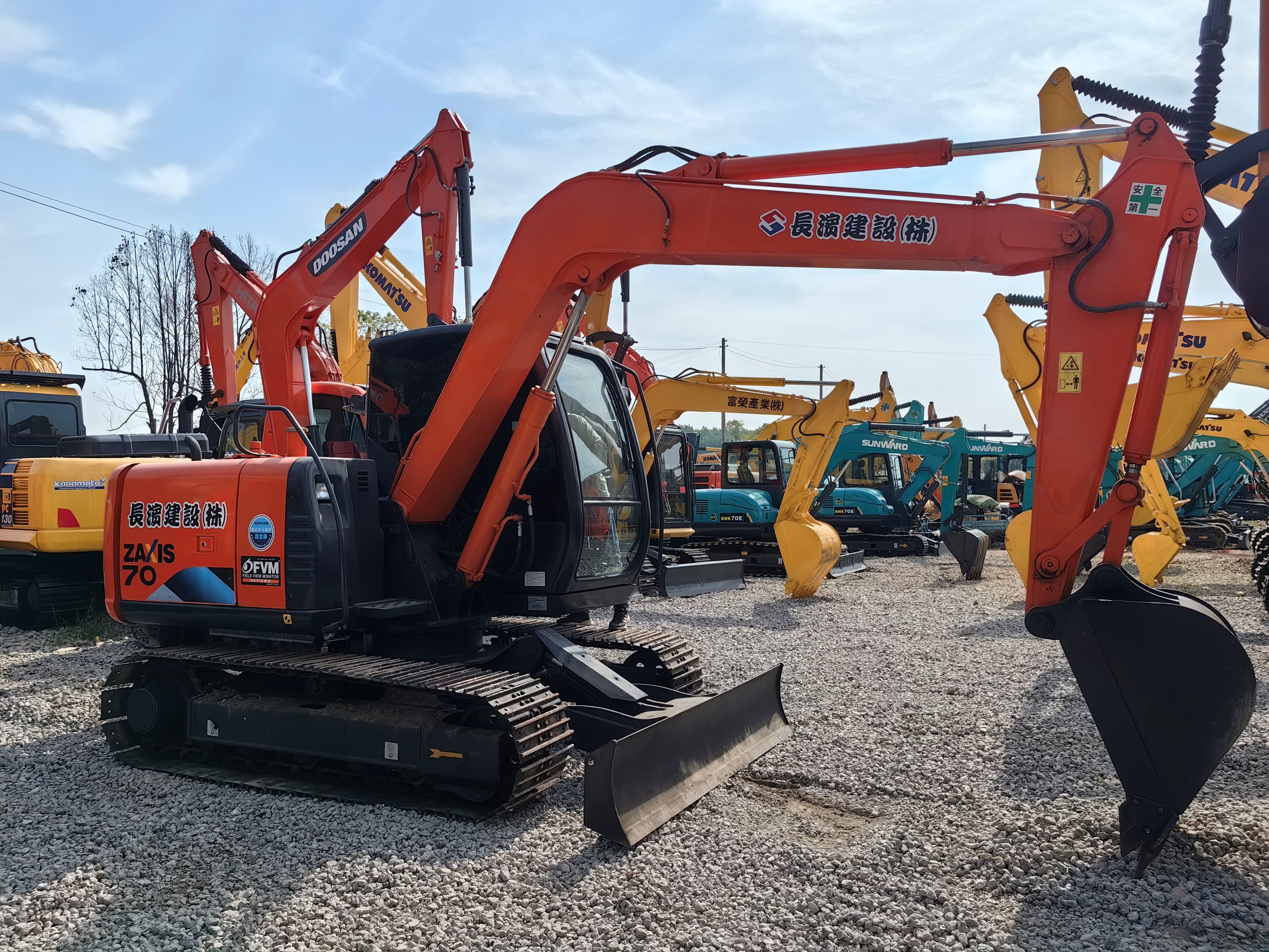 original used hitachi excavator cheap japan used 7ton zx70 zx60 zaxis 70 crawler mini excavator for sale